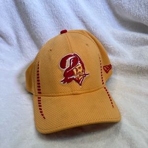 Tampa bay old logo hat S/M